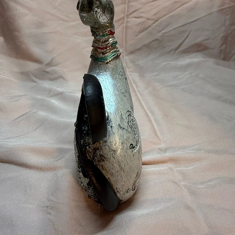 Artistic Silver and Black Cat Sculpture - Source Unknown - Picture 2 of 3
